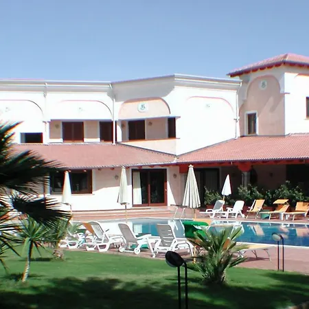 Amareclub Le Rose-3